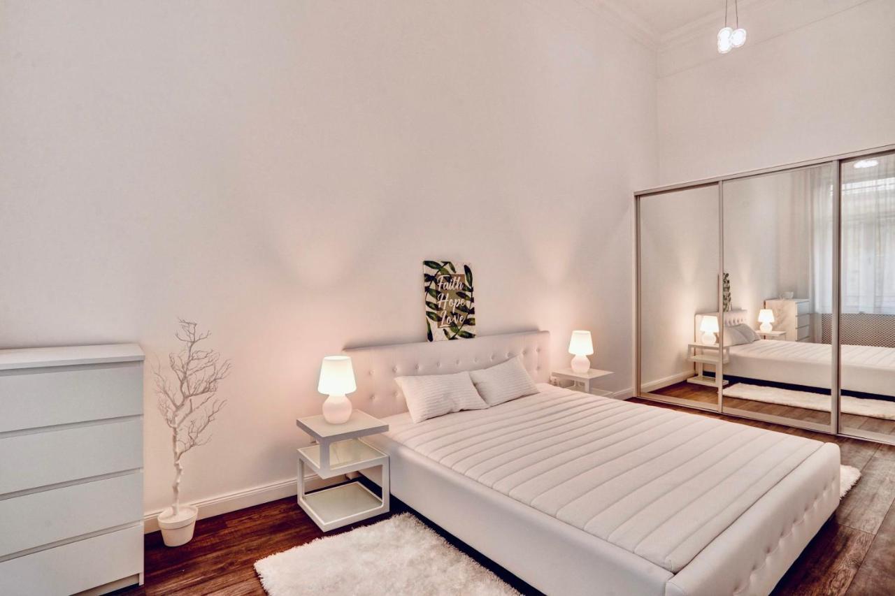 Inn The Downtown Будапеща Екстериор снимка