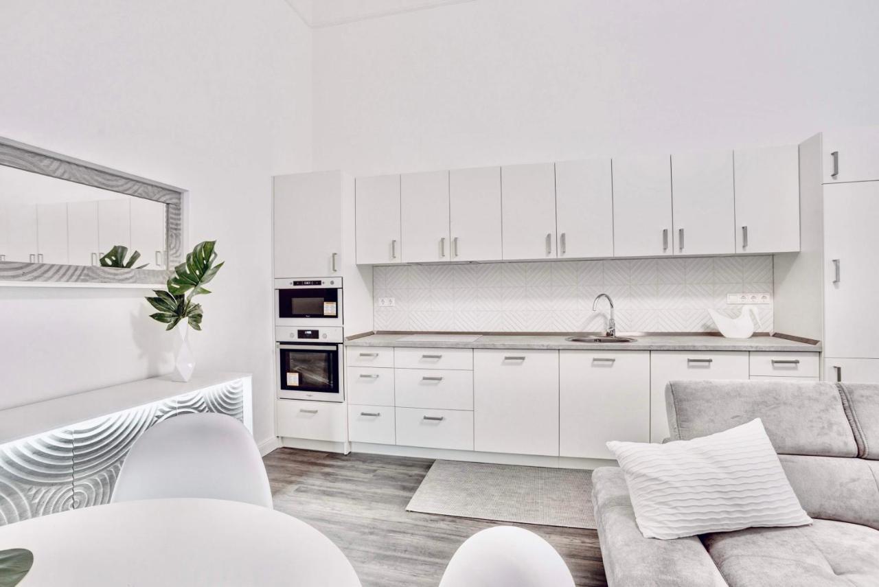 Inn The Downtown Будапеща Екстериор снимка