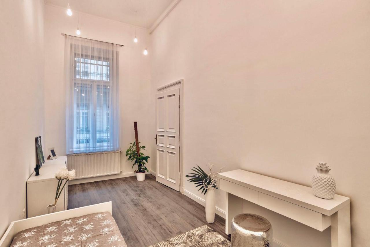 Inn The Downtown Будапеща Екстериор снимка